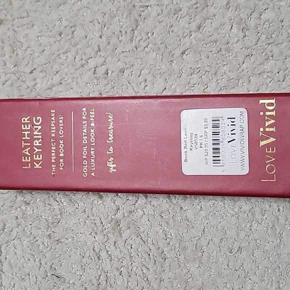 Wine Lover's Burgundy Leather Key Ring - Picture 3 of 3